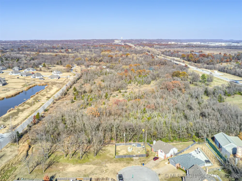 Redbud Drive Catoosa, OK 74015