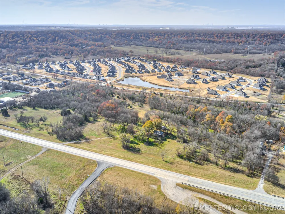 Redbud Drive Catoosa, OK 74015
