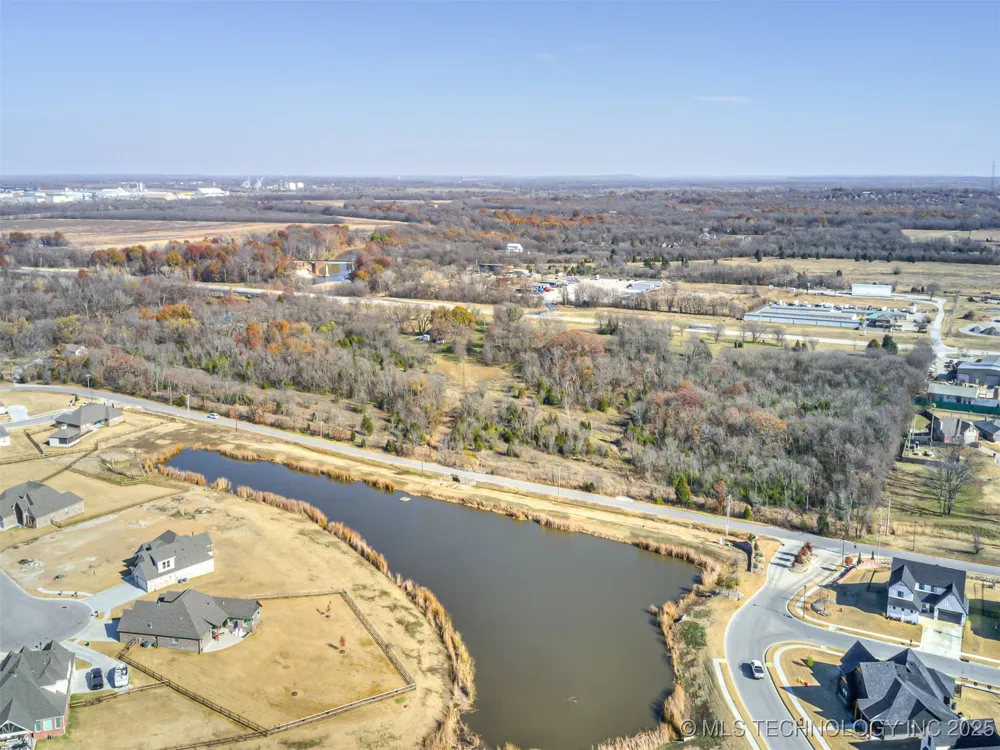 Redbud Drive Catoosa, OK 74015