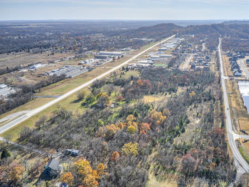 Redbud Drive Catoosa, OK 74015