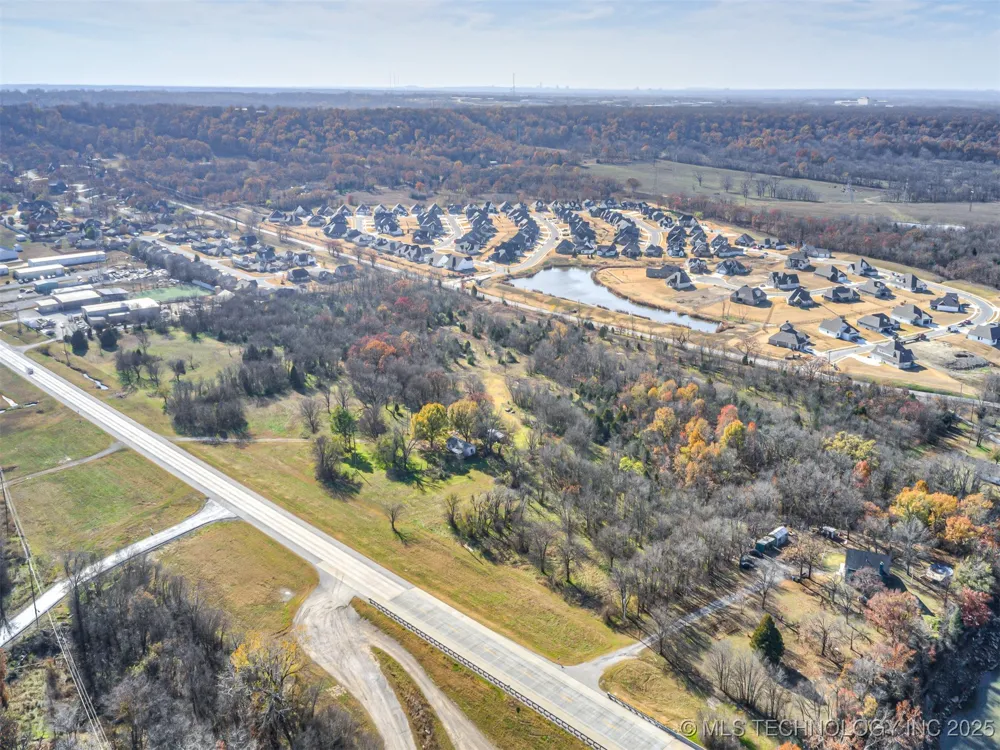 Redbud Drive Catoosa, OK 74015