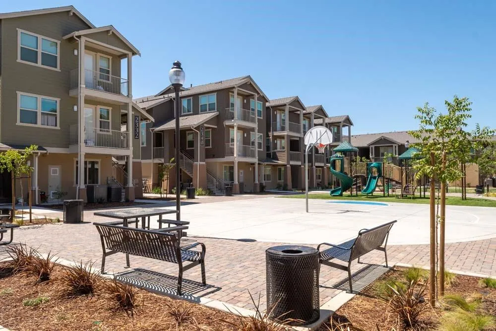 2300 Loveridge Rd Pittsburg, CA 94565