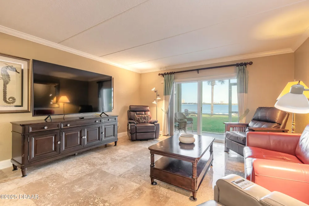 3131 S Ridgewood Avenue #101 South Daytona, FL 32119