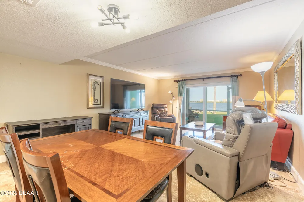 3131 S Ridgewood Avenue #101 South Daytona, FL 32119