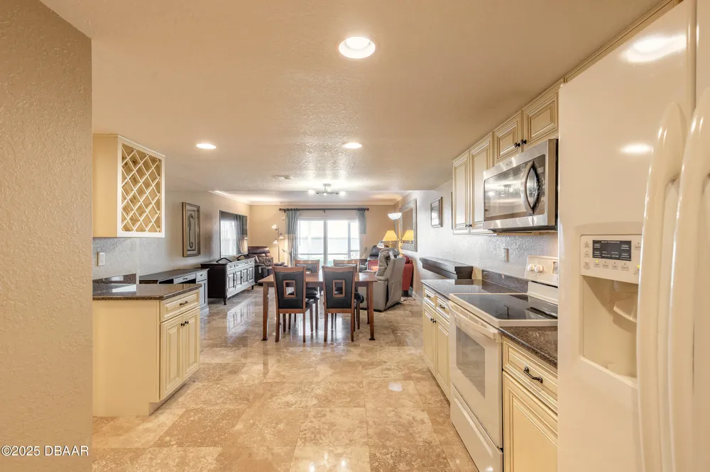 3131 S Ridgewood Avenue #101 South Daytona, FL 32119