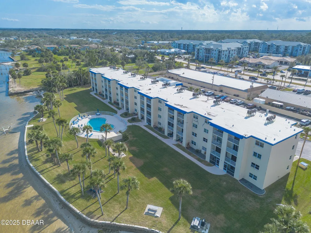 3131 S Ridgewood Avenue #101 South Daytona, FL 32119