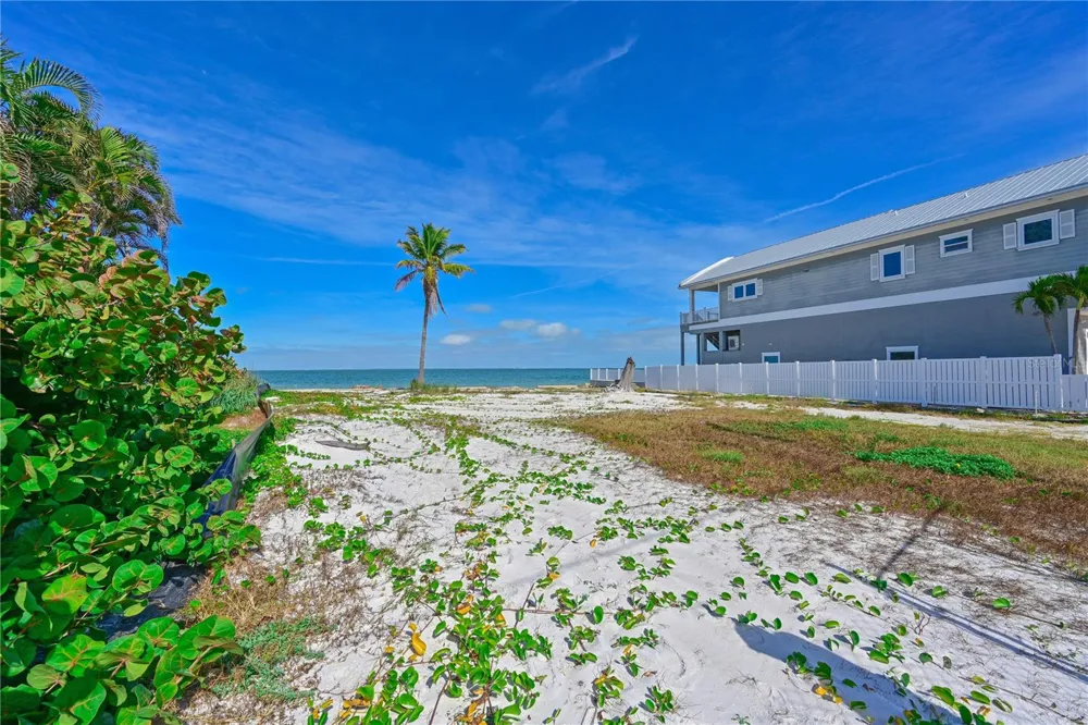 837 SHORE DRIVE Anna Maria, FL 34216