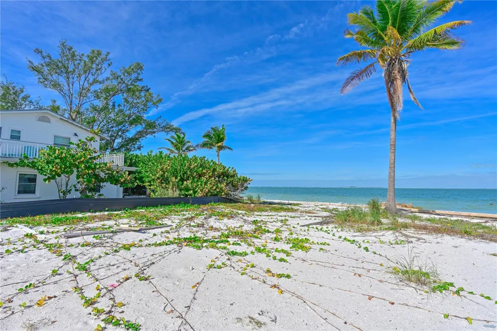 837 SHORE DRIVE Anna Maria, FL 34216