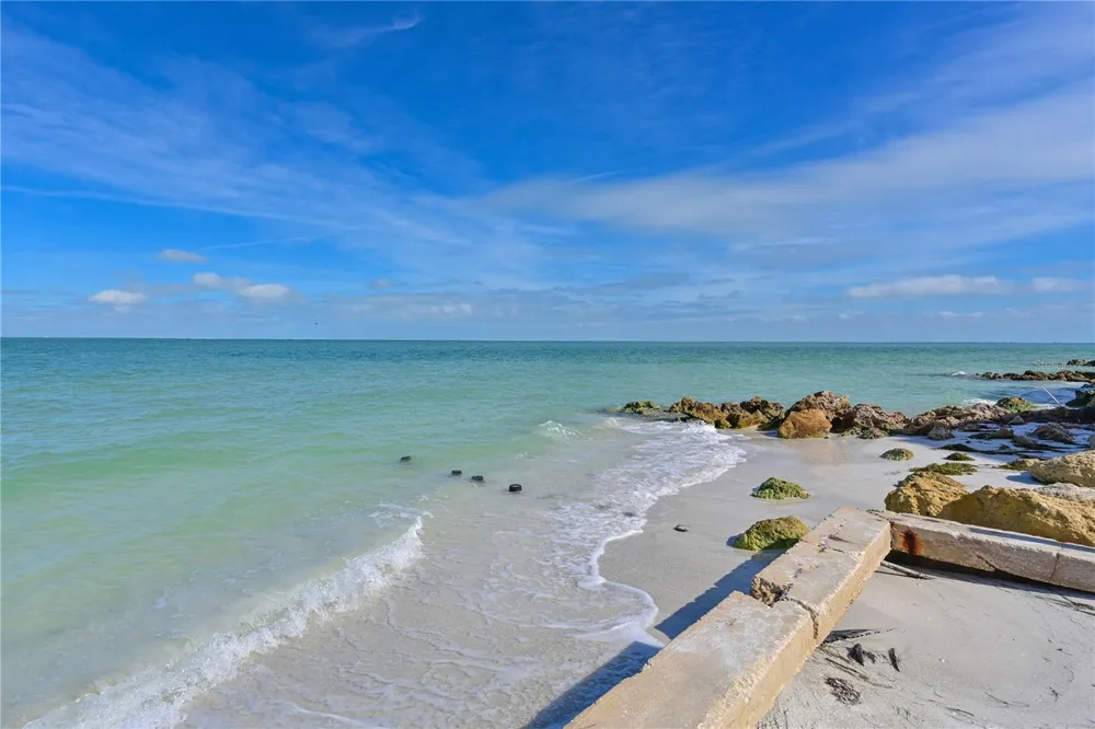837 SHORE DRIVE Anna Maria, FL 34216