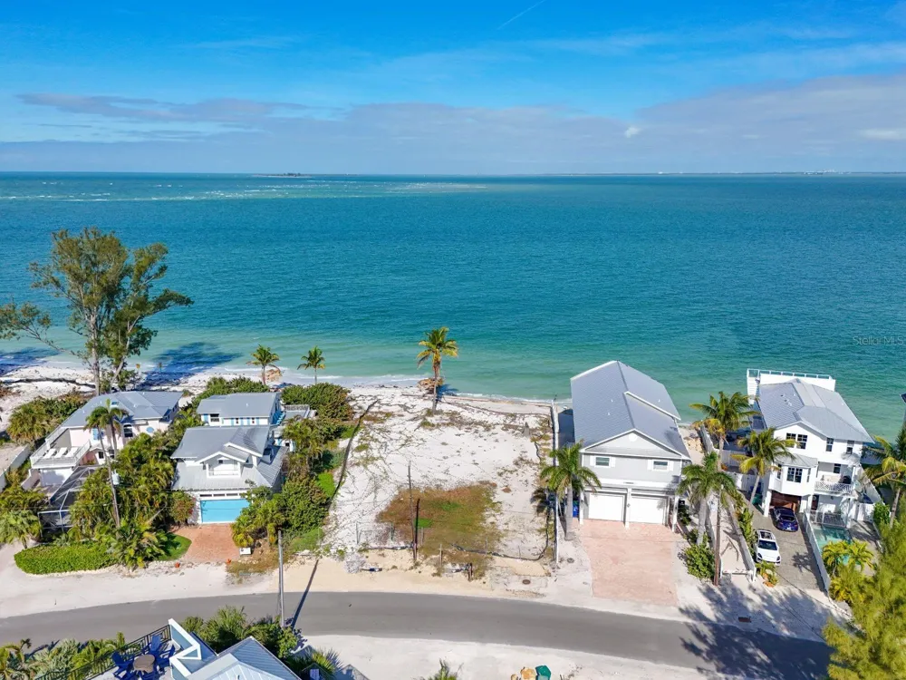 837 SHORE DRIVE Anna Maria, FL 34216