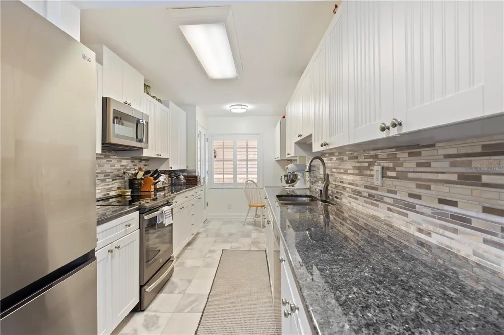 2900 GULF BOULEVARD #201 Belleair Beach, FL 33786