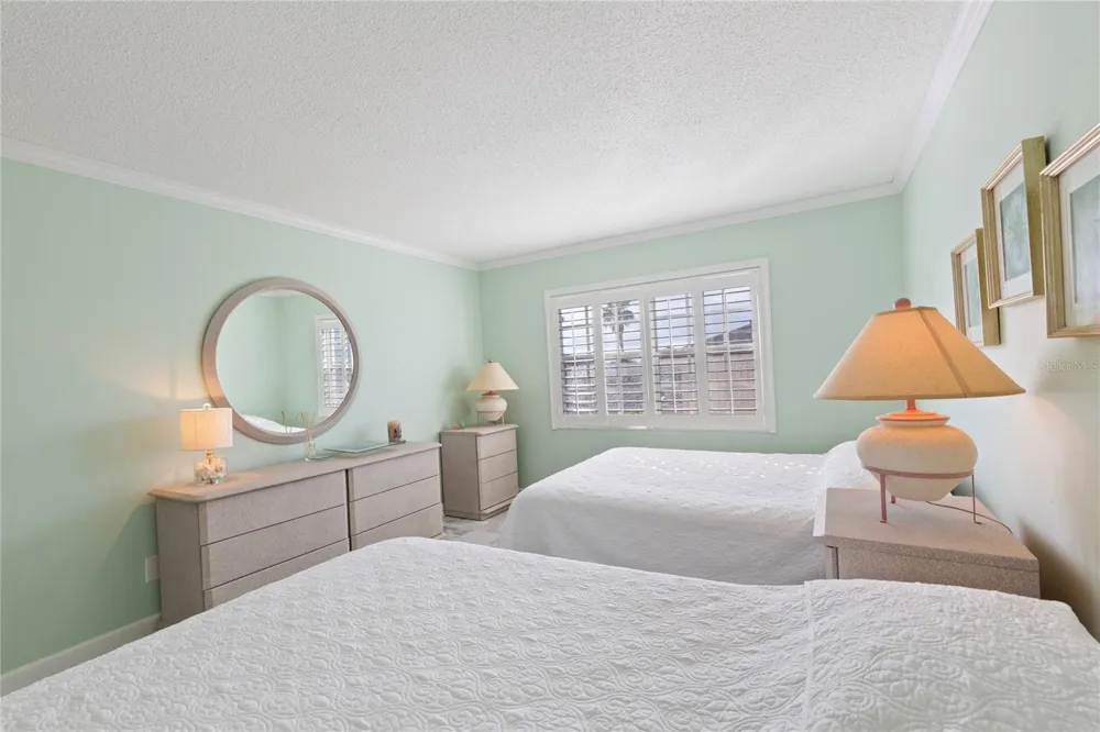 2900 GULF BOULEVARD #201 Belleair Beach, FL 33786