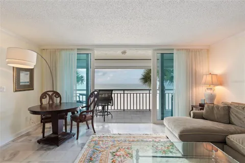 2900 GULF BOULEVARD #201