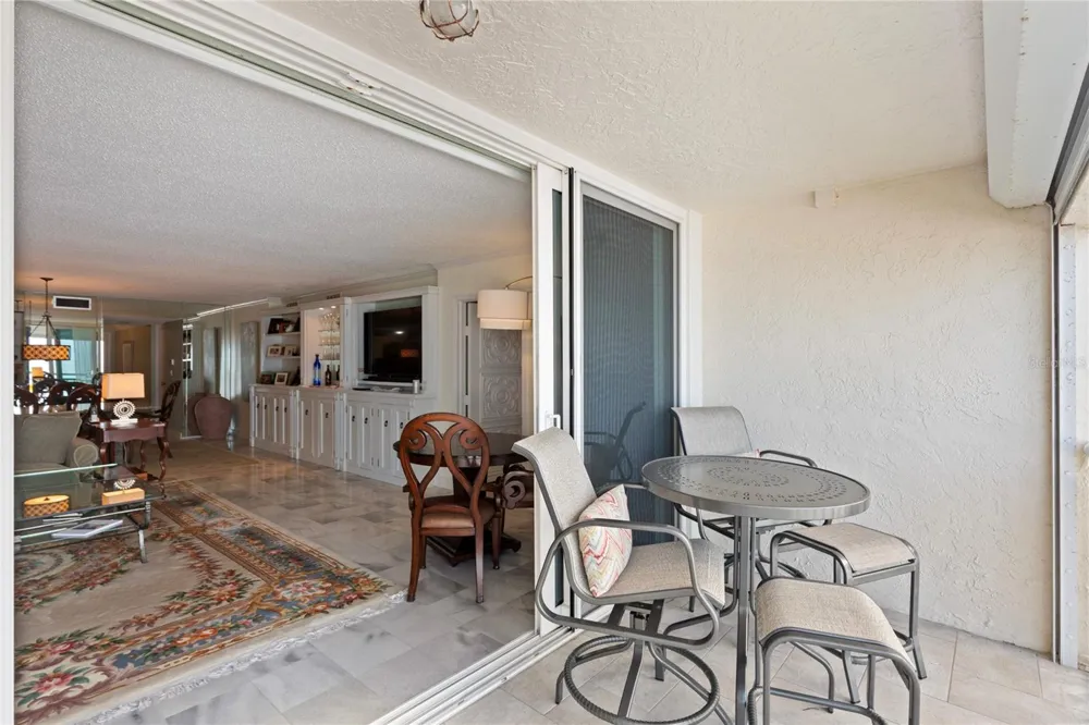 2900 GULF BOULEVARD #201 Belleair Beach, FL 33786