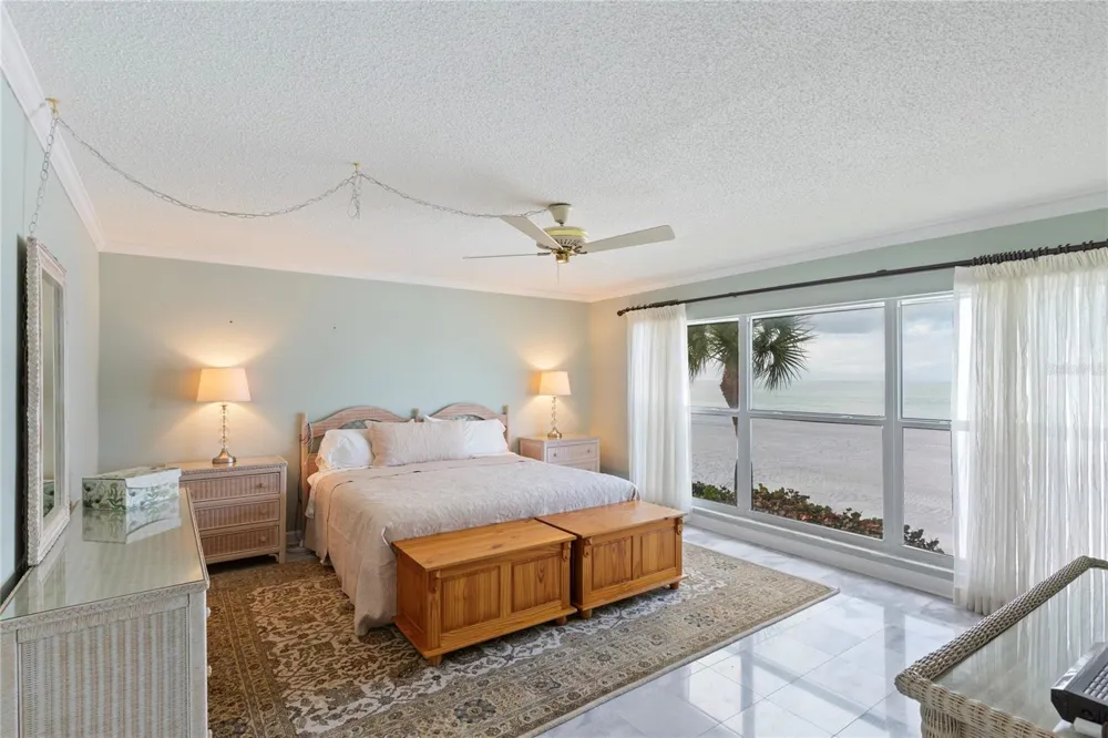 2900 GULF BOULEVARD #201 Belleair Beach, FL 33786