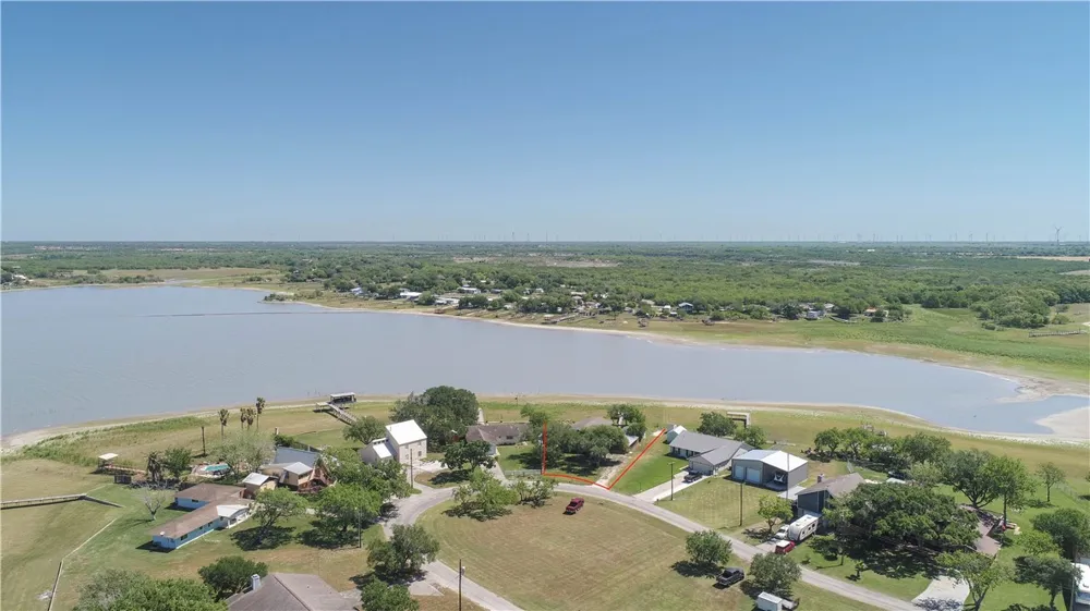132 Zenna Drive Mathis, TX 78368