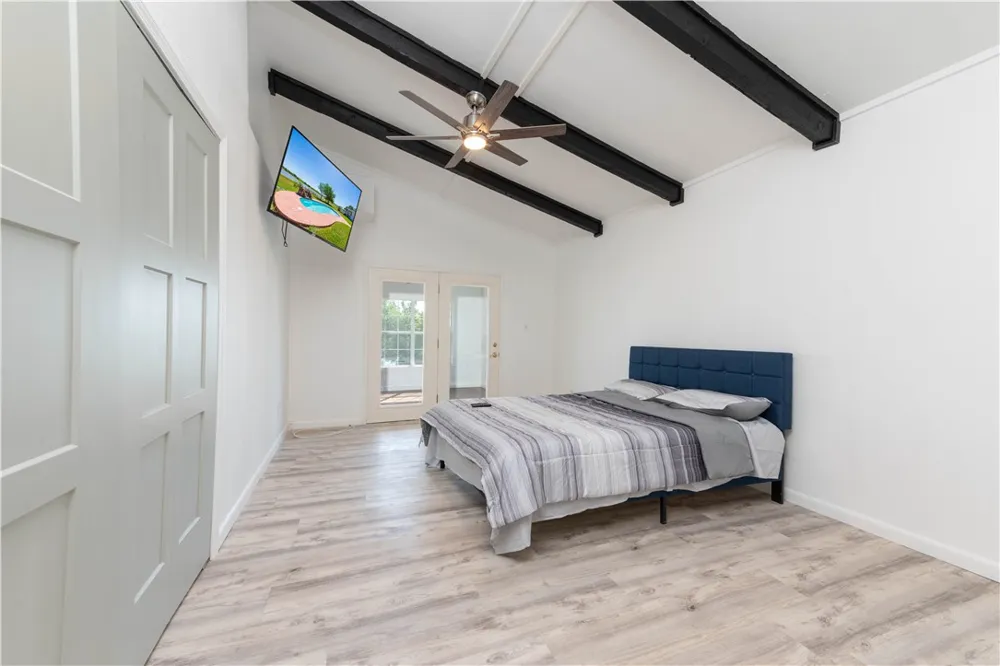 132 Zenna Drive Mathis, TX 78368