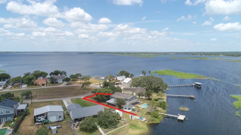 132 Zenna Drive Mathis, TX 78368