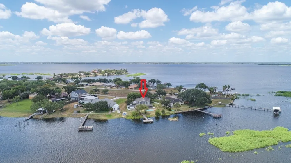 132 Zenna Drive Mathis, TX 78368