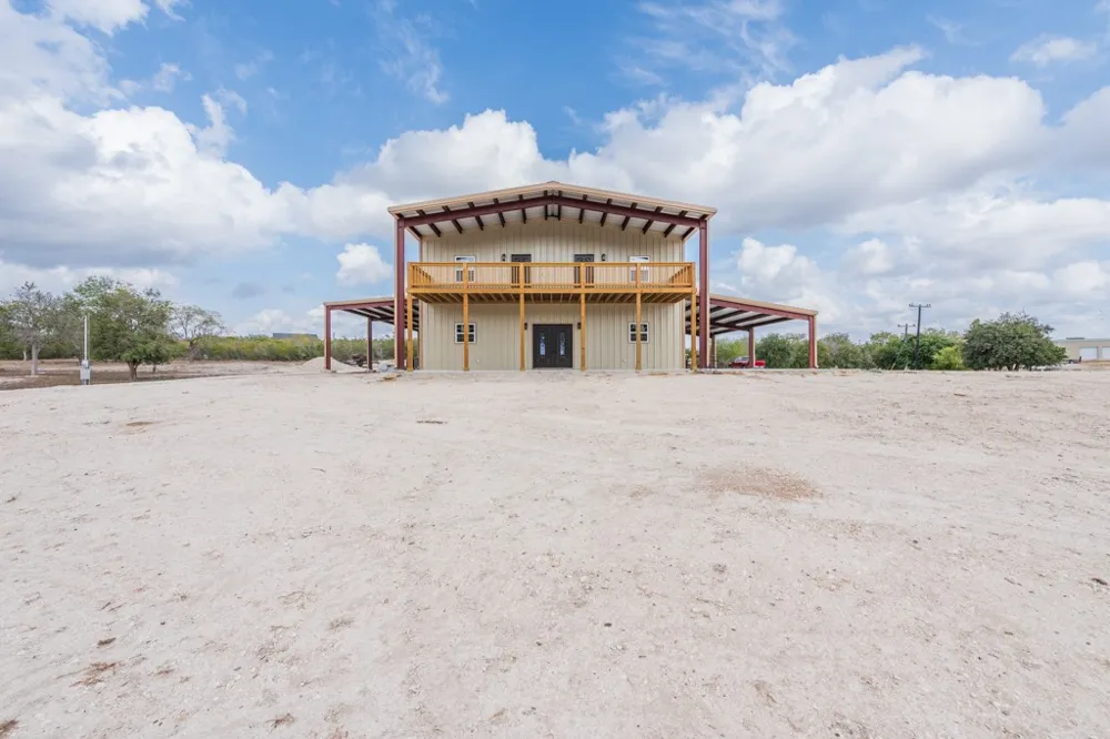660 Carmel Drive Sandia, TX 78383