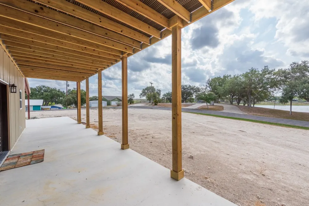 660 Carmel Drive Sandia, TX 78383
