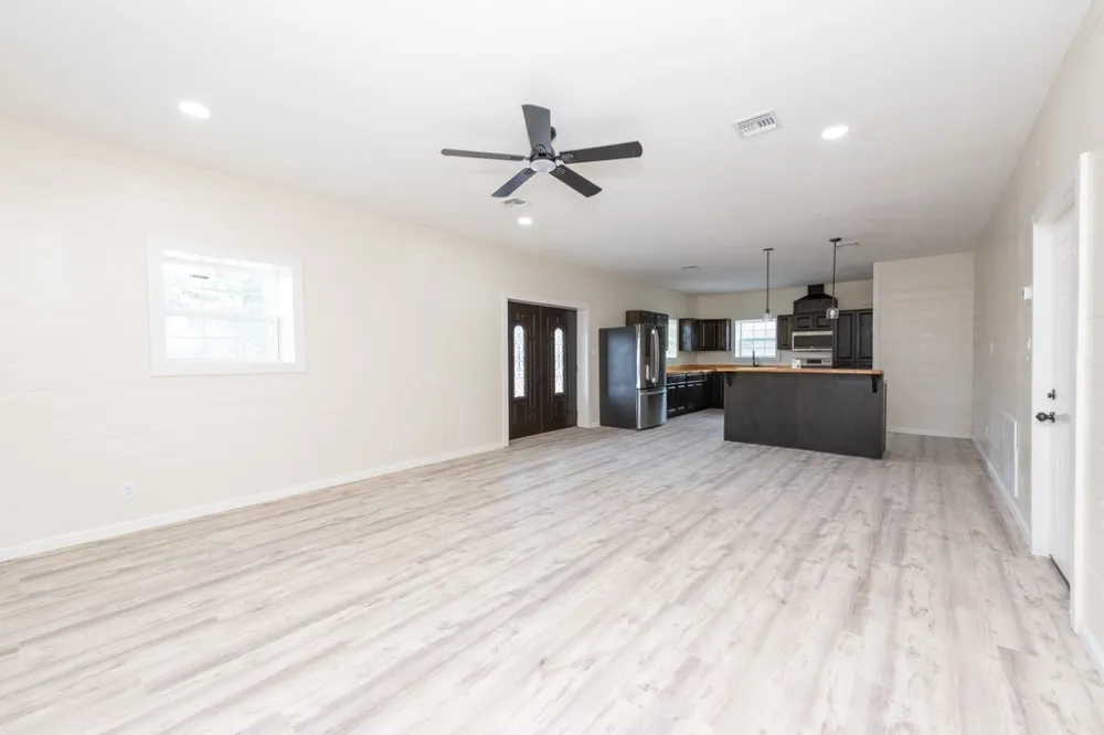 660 Carmel Drive Sandia, TX 78383