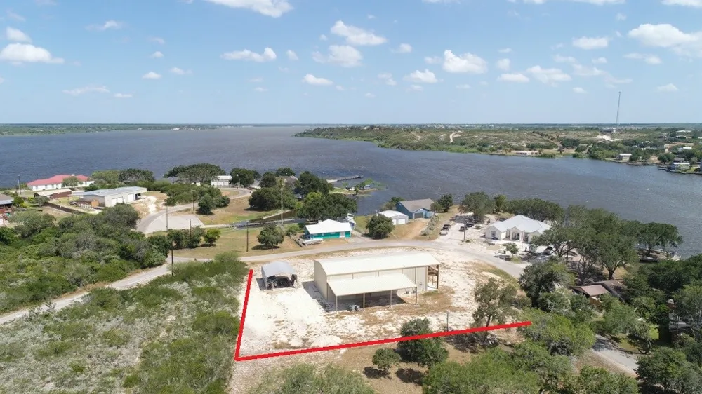 660 Carmel Drive Sandia, TX 78383