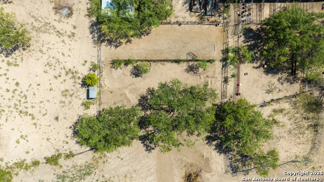 2133 Lausen Del Rio, TX 78840