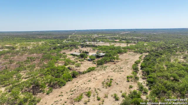 2133 Lausen Del Rio, TX 78840