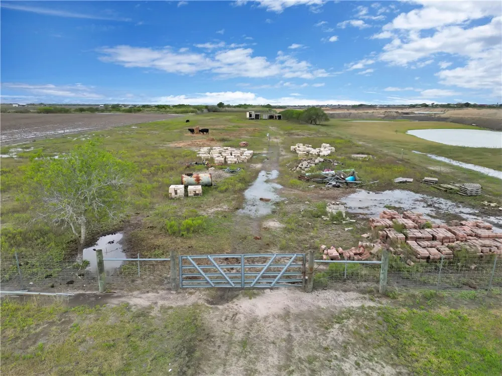 2977 Jurica Road Corpus Christi, TX 78417