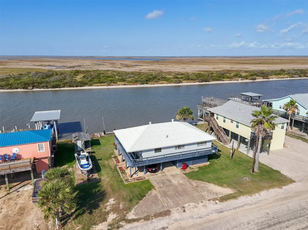 4366 Fm-2031 Matagorda, TX 77414