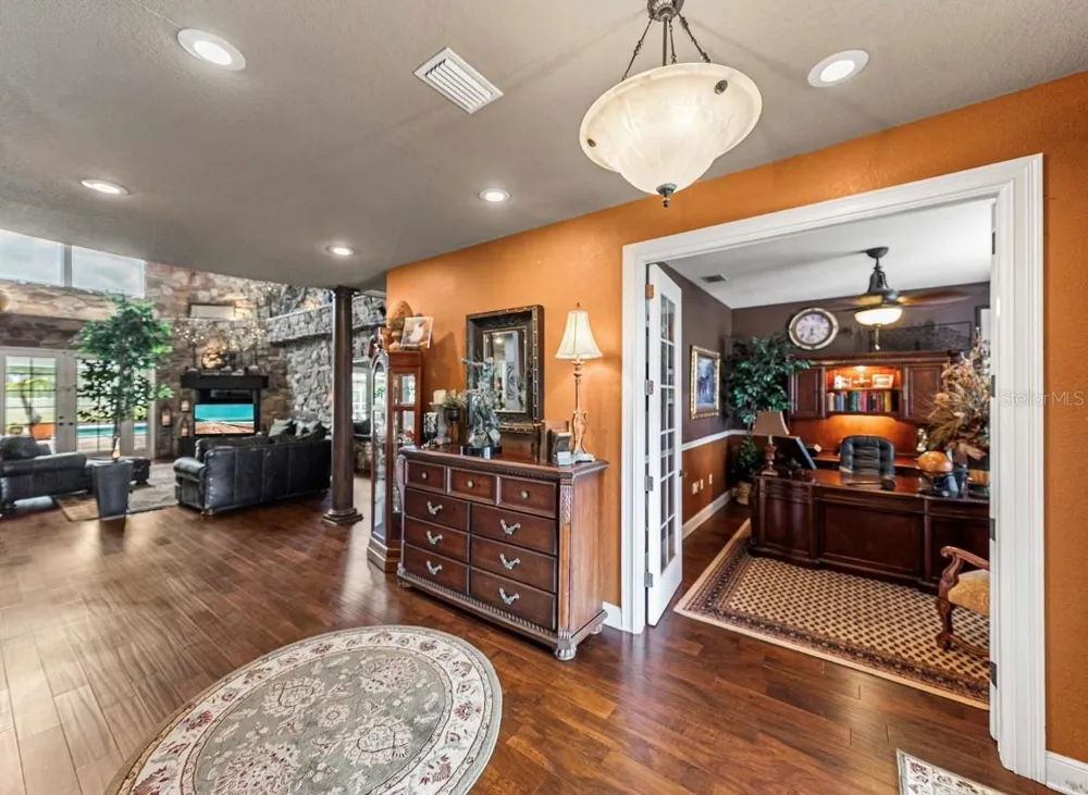 664 S LAKE STARR BOULEVARD Lake Wales, FL 33898