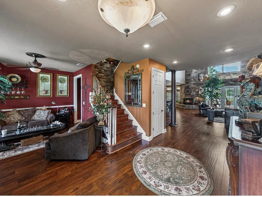 664 S LAKE STARR BOULEVARD Lake Wales, FL 33898