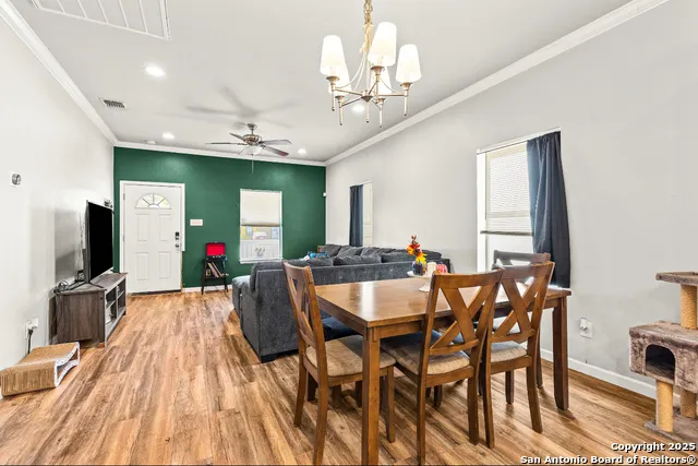 2537 W Southcross San Antonio, TX 78211