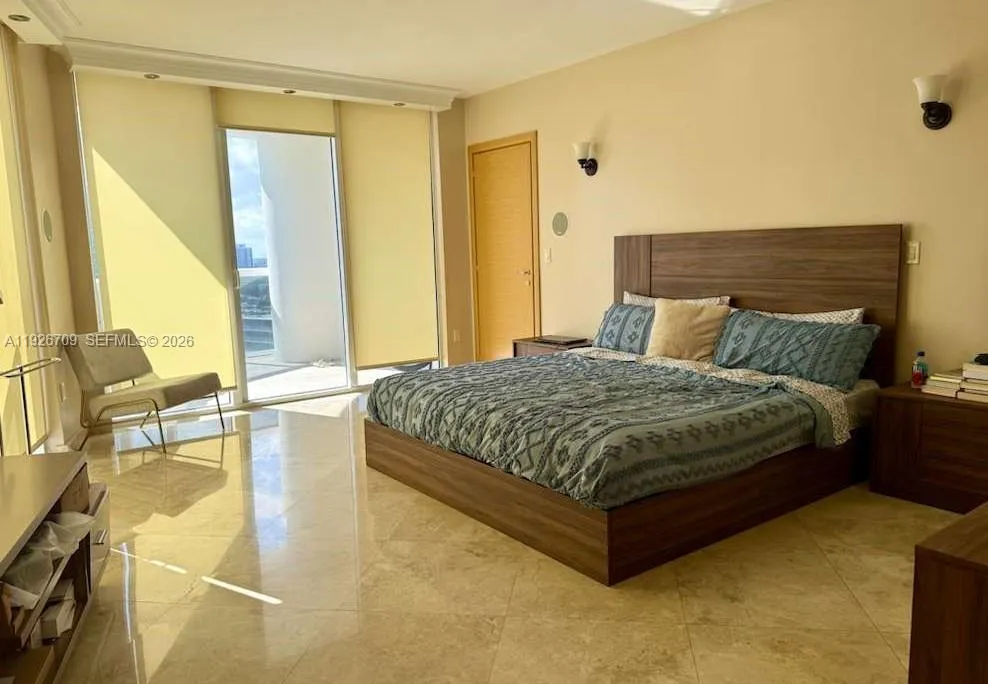 1850 S Ocean Dr #1405 Hallandale Beach, FL 33009