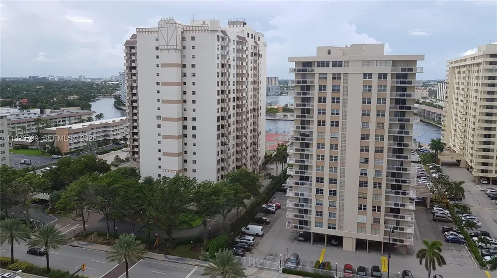 1850 S Ocean Dr #1405 Hallandale Beach, FL 33009