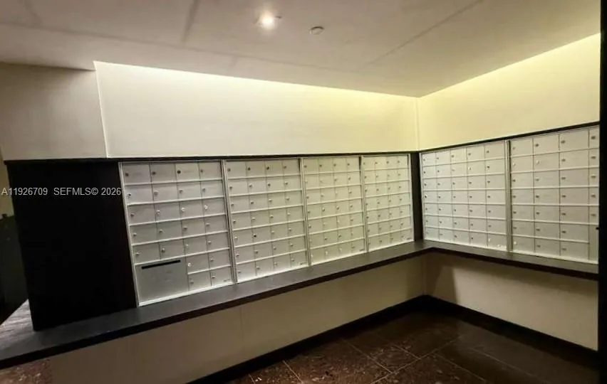 1850 S Ocean Dr #1405 Hallandale Beach, FL 33009