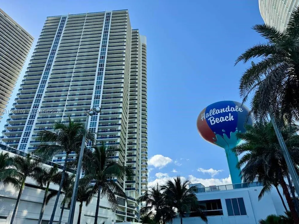 1850 S Ocean Dr #1405 Hallandale Beach, FL 33009