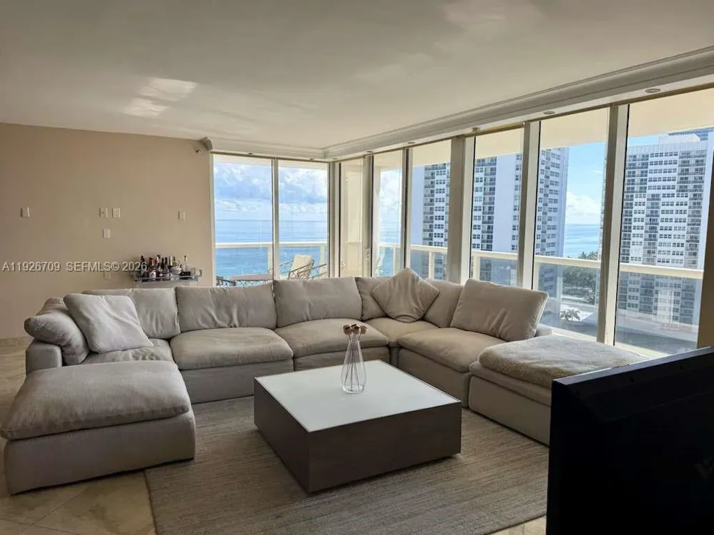 1850 S Ocean Dr #1405 Hallandale Beach, FL 33009