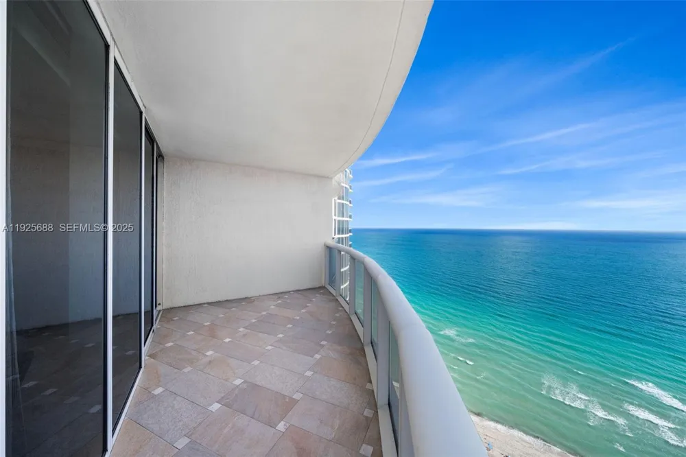 17201 Collins Ave #3505 Sunny Isles Beach, FL 33160