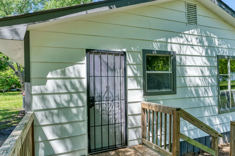 103 Ivy Street Goodlow, TX 75144