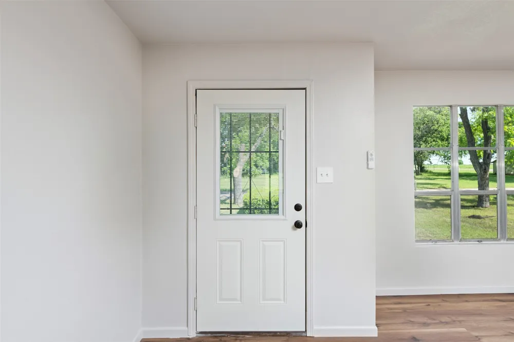 103 Ivy Street Goodlow, TX 75144