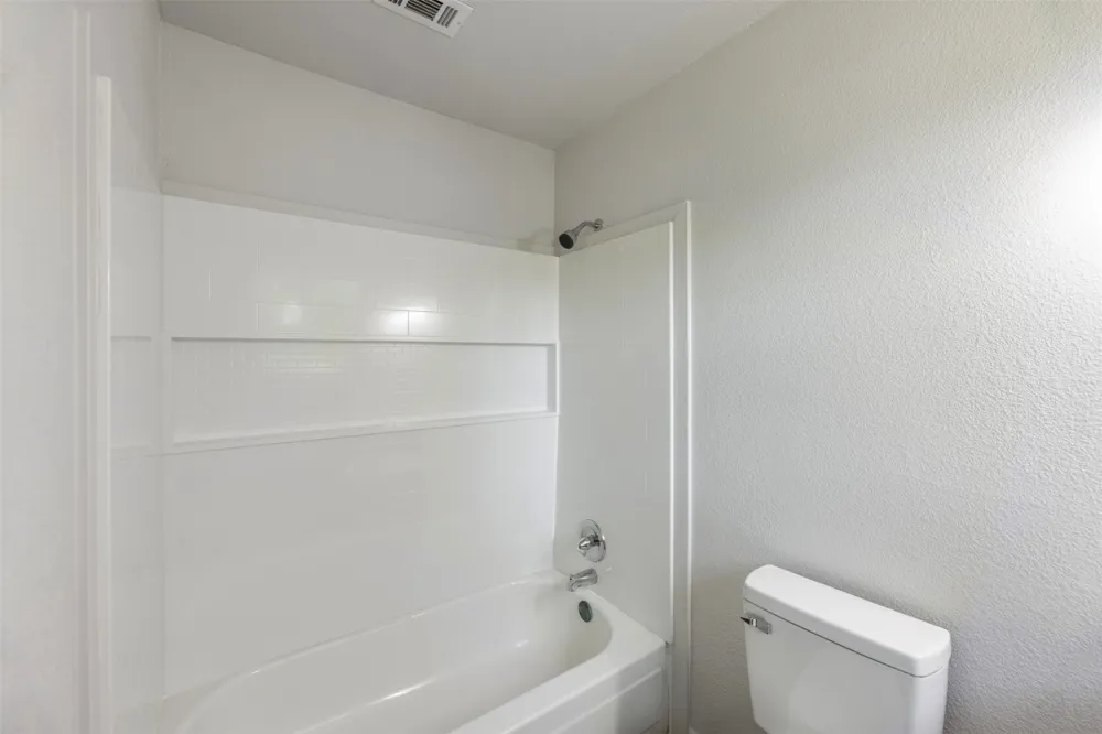 103 Ivy Street Goodlow, TX 75144