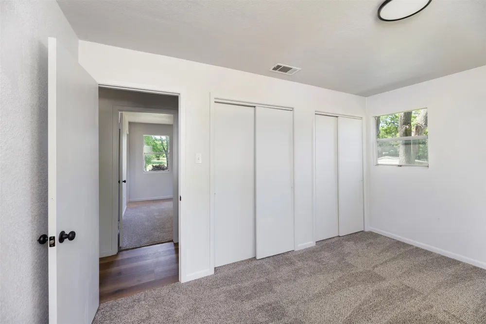 103 Ivy Street Goodlow, TX 75144