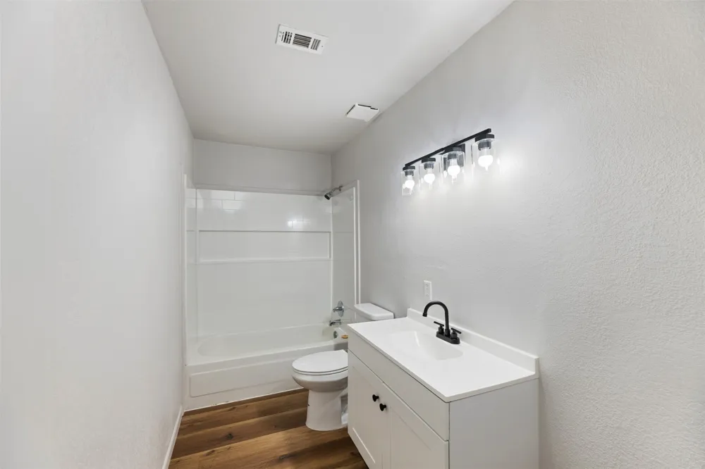 103 Ivy Street Goodlow, TX 75144