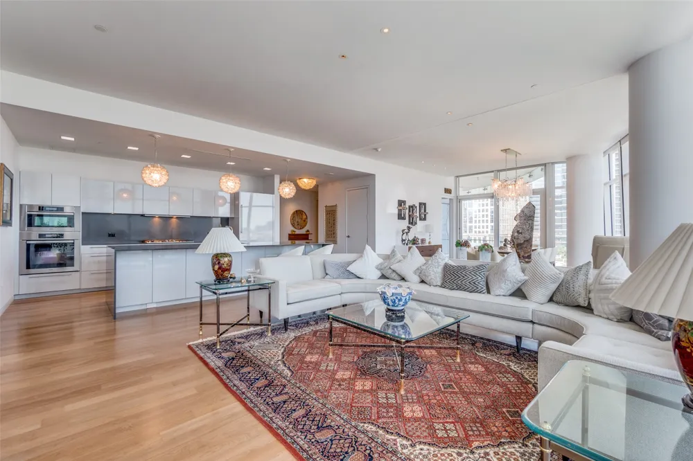 1918 Olive Street #701 Dallas, TX 75201