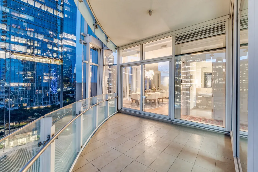 1918 Olive Street #701 Dallas, TX 75201