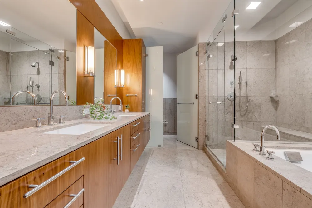 1918 Olive Street #701 Dallas, TX 75201