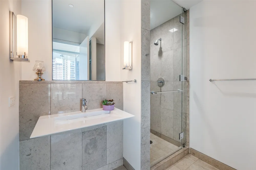 1918 Olive Street #701 Dallas, TX 75201