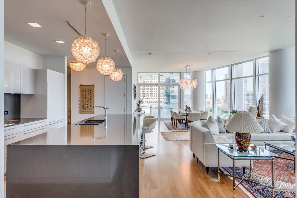 1918 Olive Street #701 Dallas, TX 75201